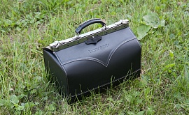 Саквояж из натуральной кожи