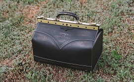 Саквояж из натуральной кожи 